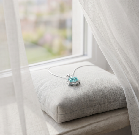 Paraiba Tourmaline w White Diamond Flower Necklace